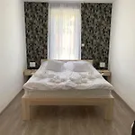 Jokai Apartmanhaz-hajduszoboszlo