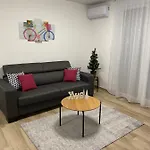 Jókai Apartmanház-hajdúszoboszló *