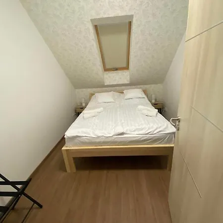 Apartment Jokai Apartmanhaz-hajduszoboszlo *