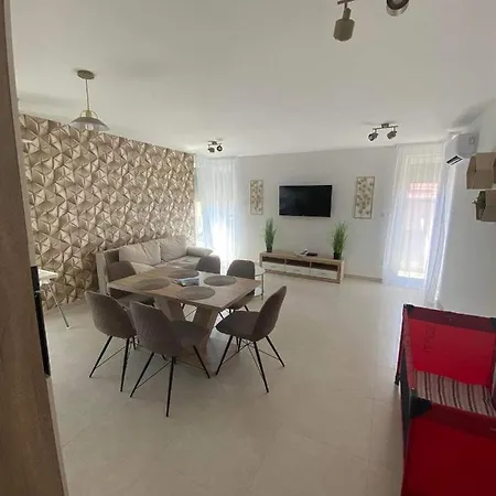 Jokai Apartmanhaz-hajduszoboszlo Hajdúszoboszló