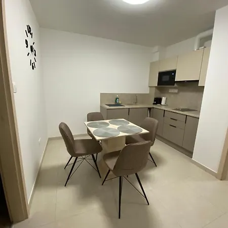 Jokai Apartmanhaz-hajduszoboszlo * Hajduszoboszlo