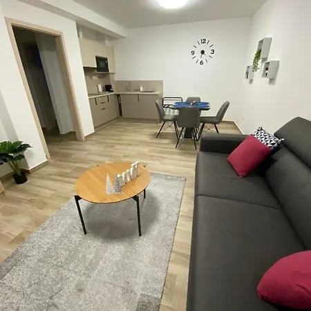 Apartment Jokai Apartmanhaz-hajduszoboszlo *