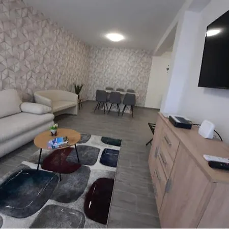 Apartment Jokai Apartmanhaz-hajduszoboszlo *