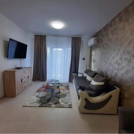 Apartment Jokai Apartmanhaz-hajduszoboszlo *